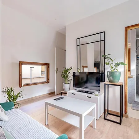 Huge House 210sqm 19 People Private Outdoor 2 Parking Location